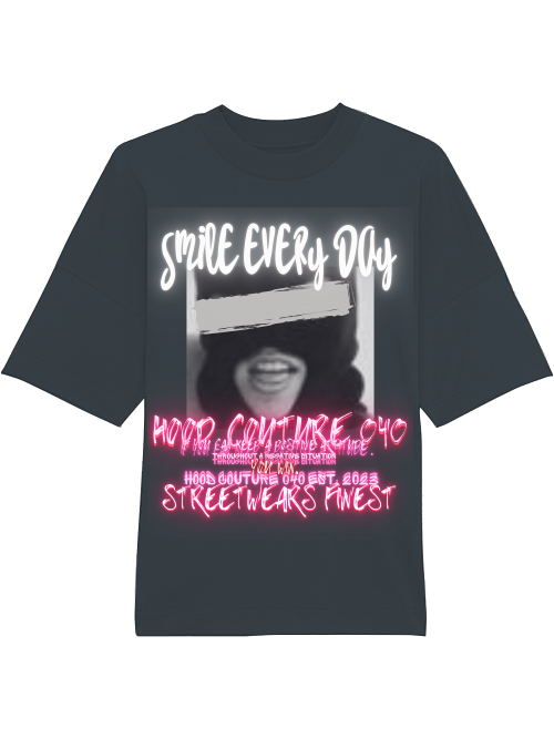 Oversized Unisex Premium T-Shirt "smile.female1"