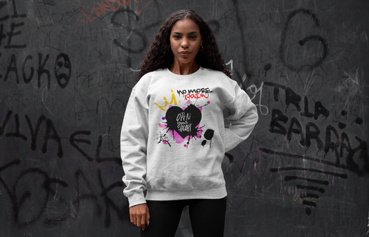 Premium Unisex Crew Neck Sweater Modell 2 "No.More.Pain."