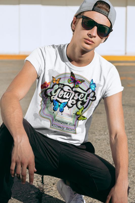 Classic Unisex T-Shirt "Be Yourself"