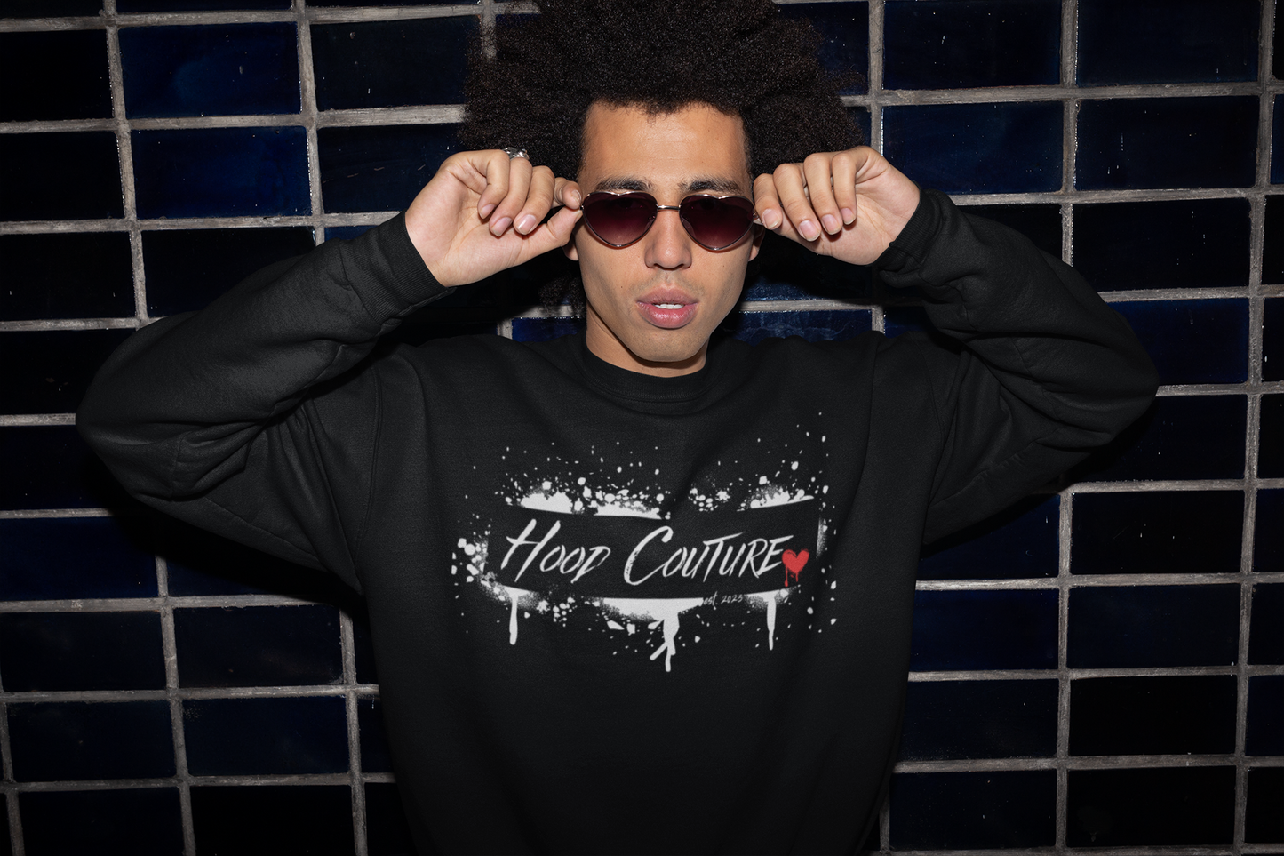Premium Unisex Crew Neck Sweater Modell 2 "Hood Couture"
