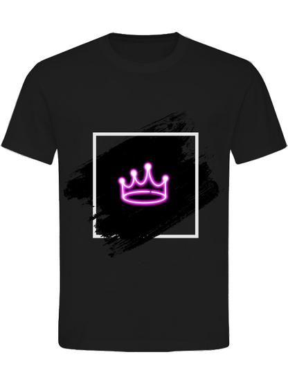 Classic Unisex T-Shirt "Queen"