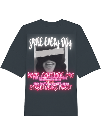 Oversized Unisex Premium T-Shirt "smile.female1.backprint"