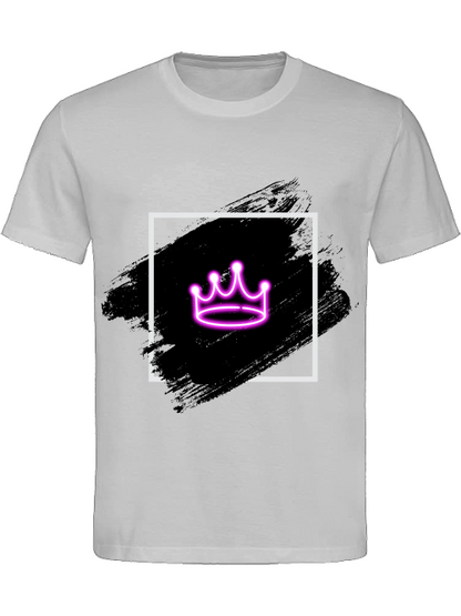 Classic Unisex T-Shirt "Queen"
